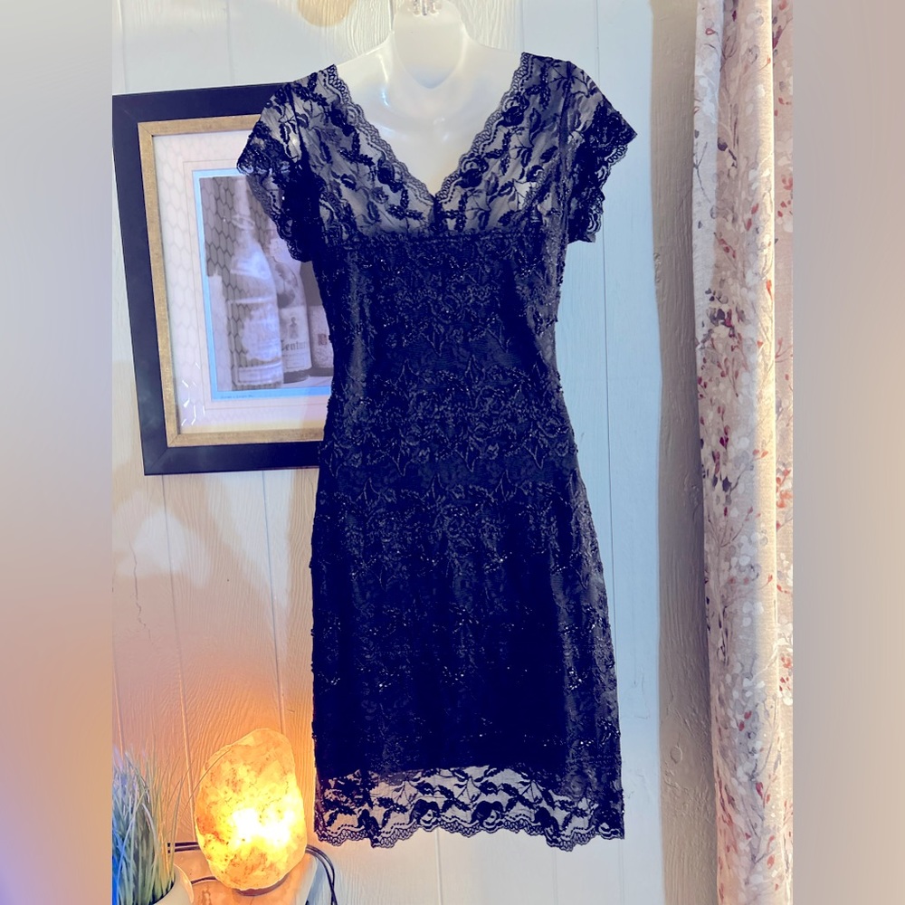 Black Lace Midi Party Dress